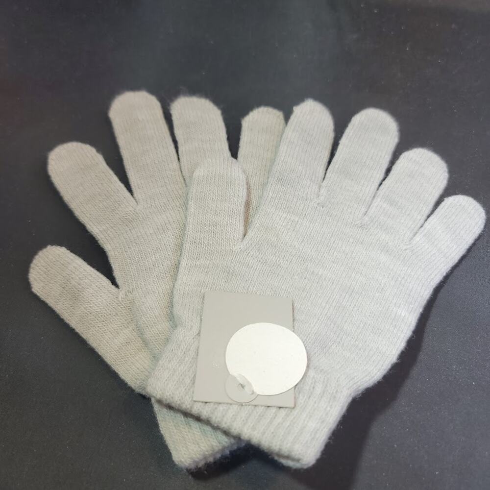 Target brand knit gloves mittens gray NEW